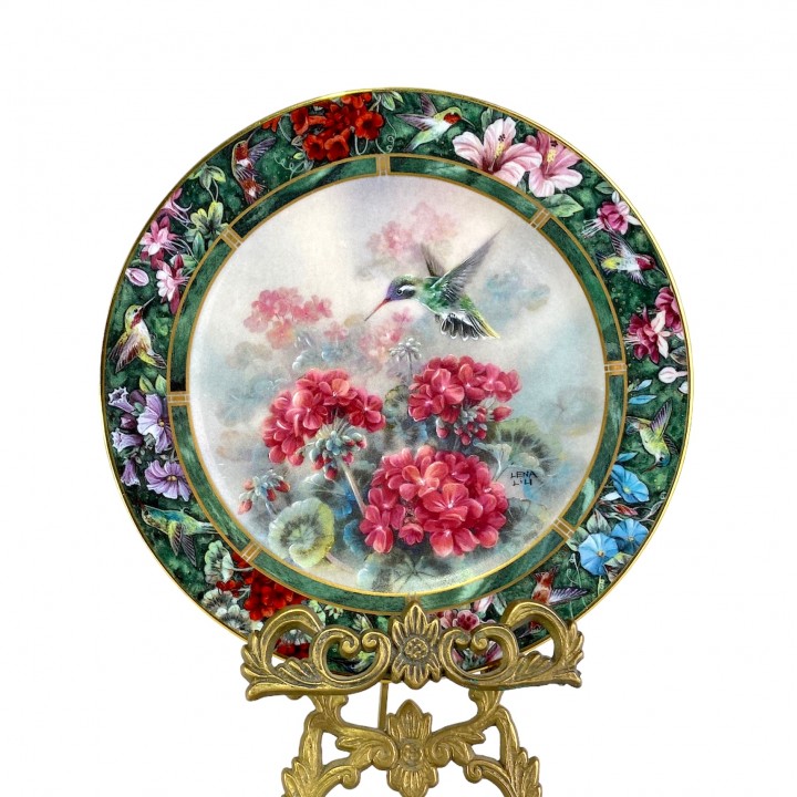 Декоративная тарелка Белоухая колибри, George, Lena Liu. США