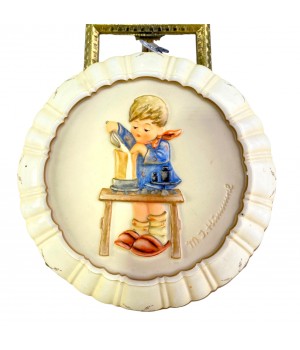 Форма для запекания, декоративное панно Мальчик взвешивает сахар, Goebel. Германия