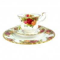 Чайное трио Old Country Roses, Royal Albert. Англия