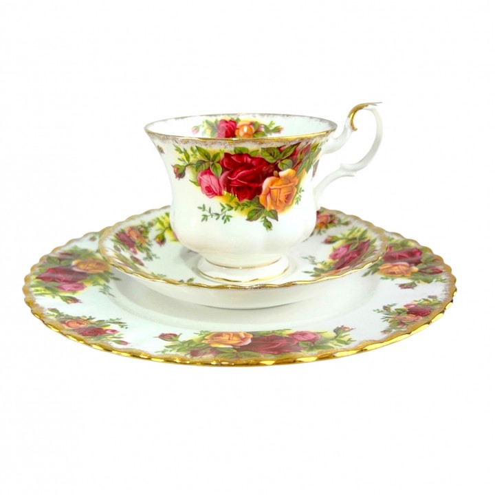 Чайное трио Old Country Roses, Royal Albert. Англия