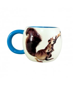 Белка и орех, кракелюр. Латвия